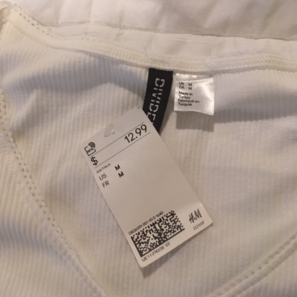 White Top - Picture 2 of 2